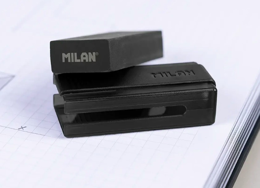 Gumka Office Shadow 320 czarna w etui CPMDW1320 Milan
